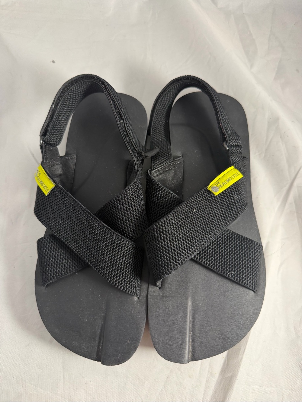 The Healing Sole Women's Black Strappy Slip On Sandals Casual Size 8.5